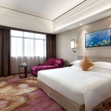 Ramada Foshan Hotel Exterior photo