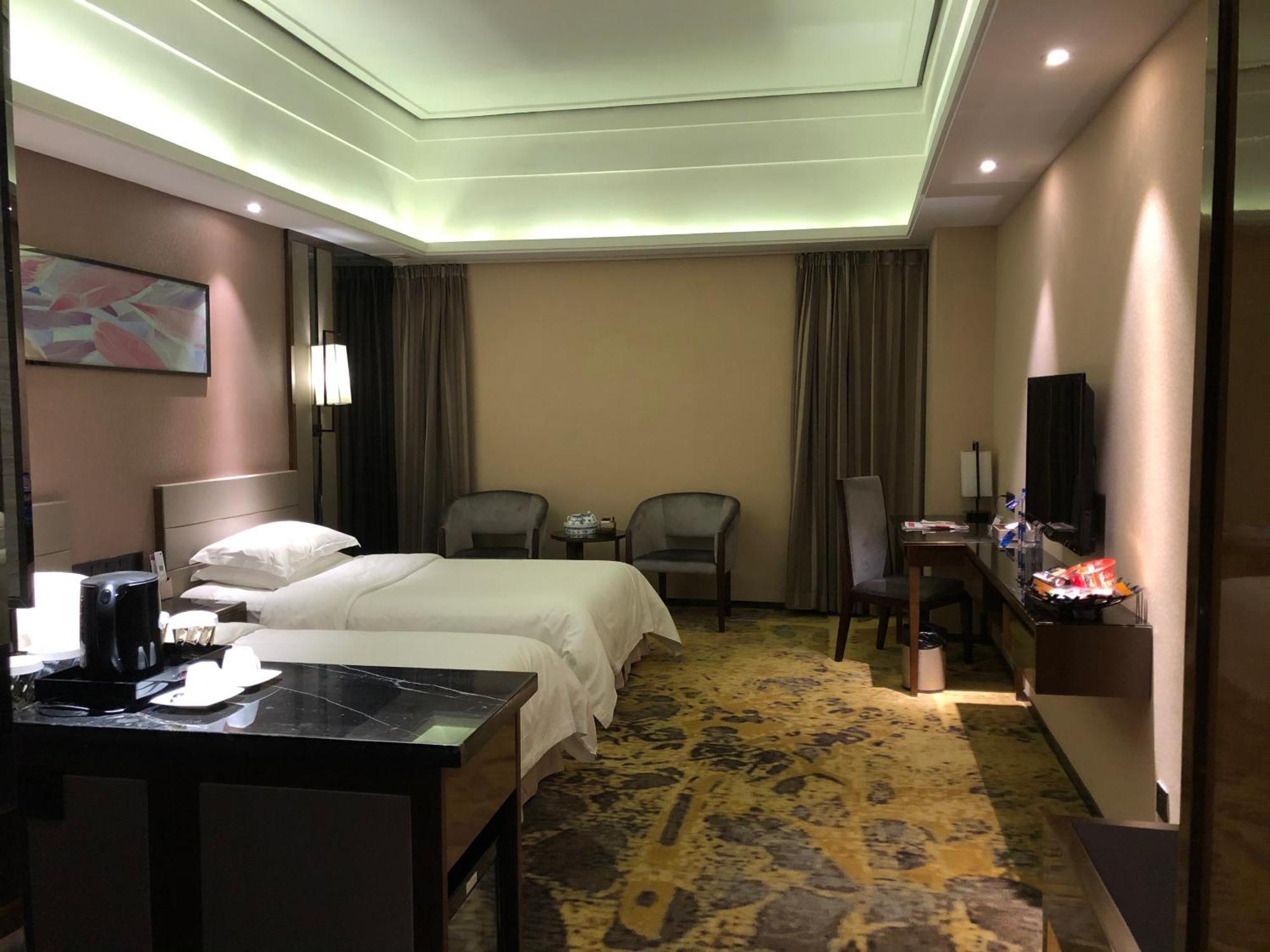 Ramada Foshan Hotel Exterior photo