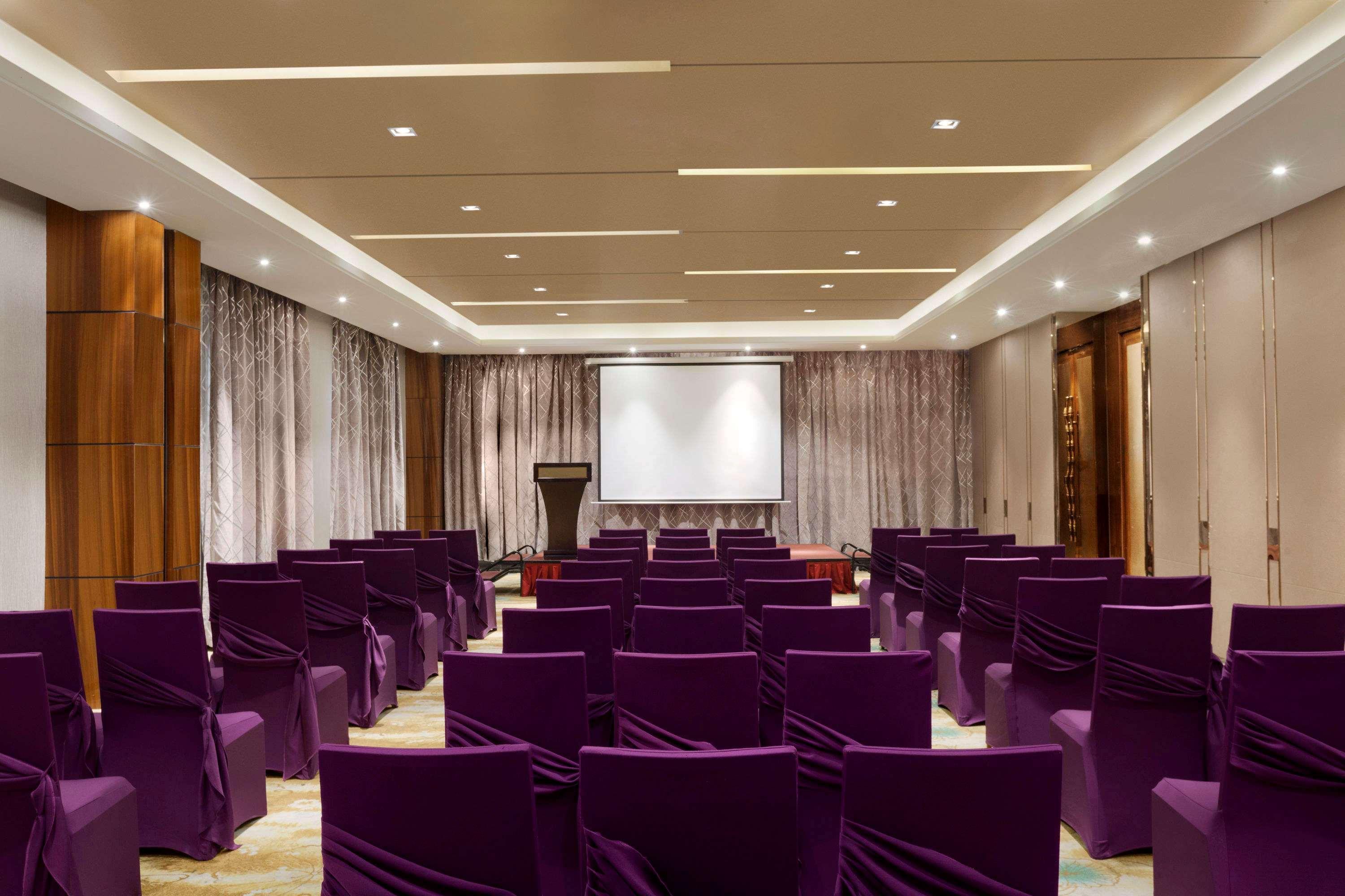 Ramada Foshan Hotel Exterior photo
