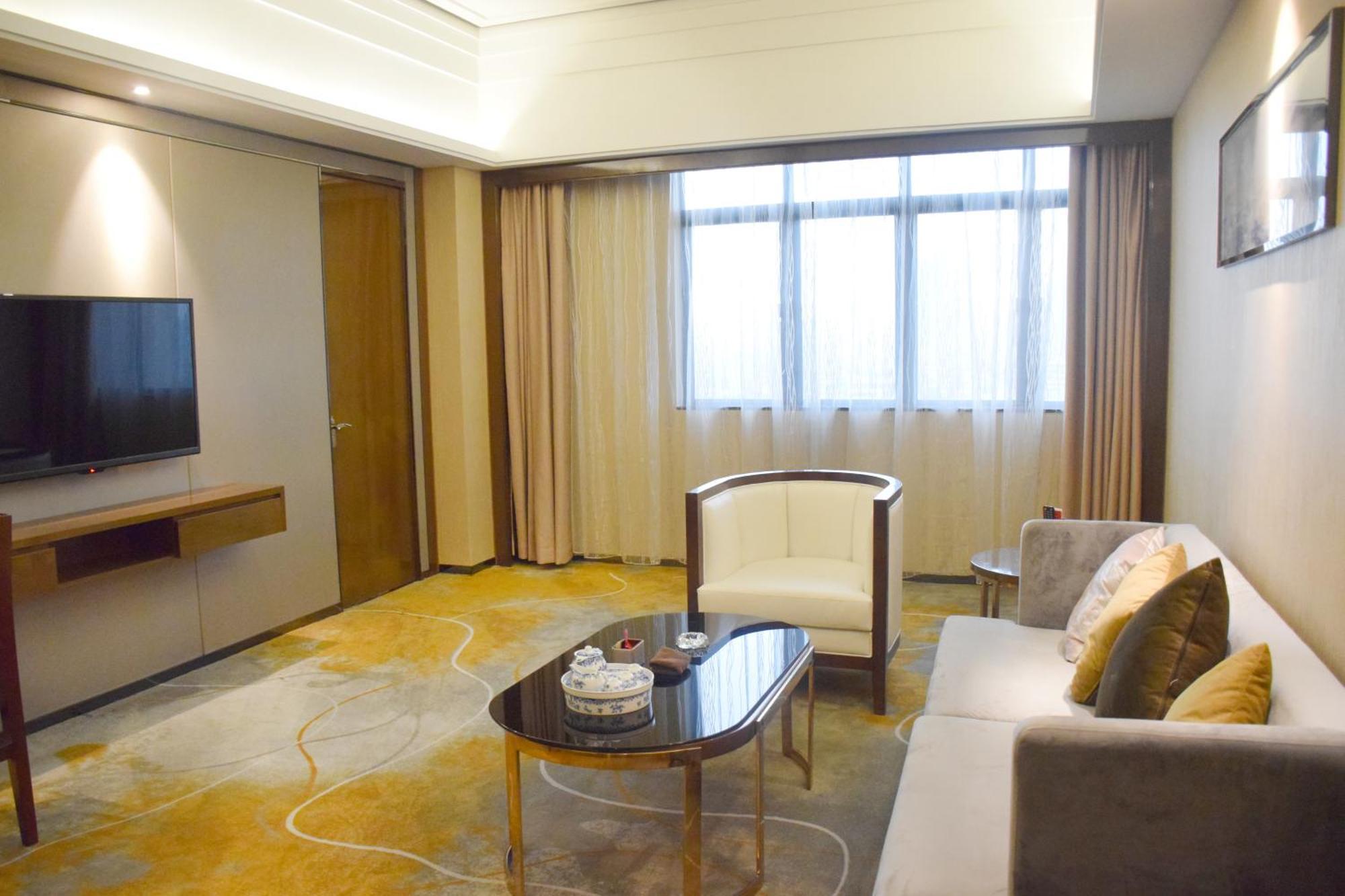 Ramada Foshan Hotel Exterior photo