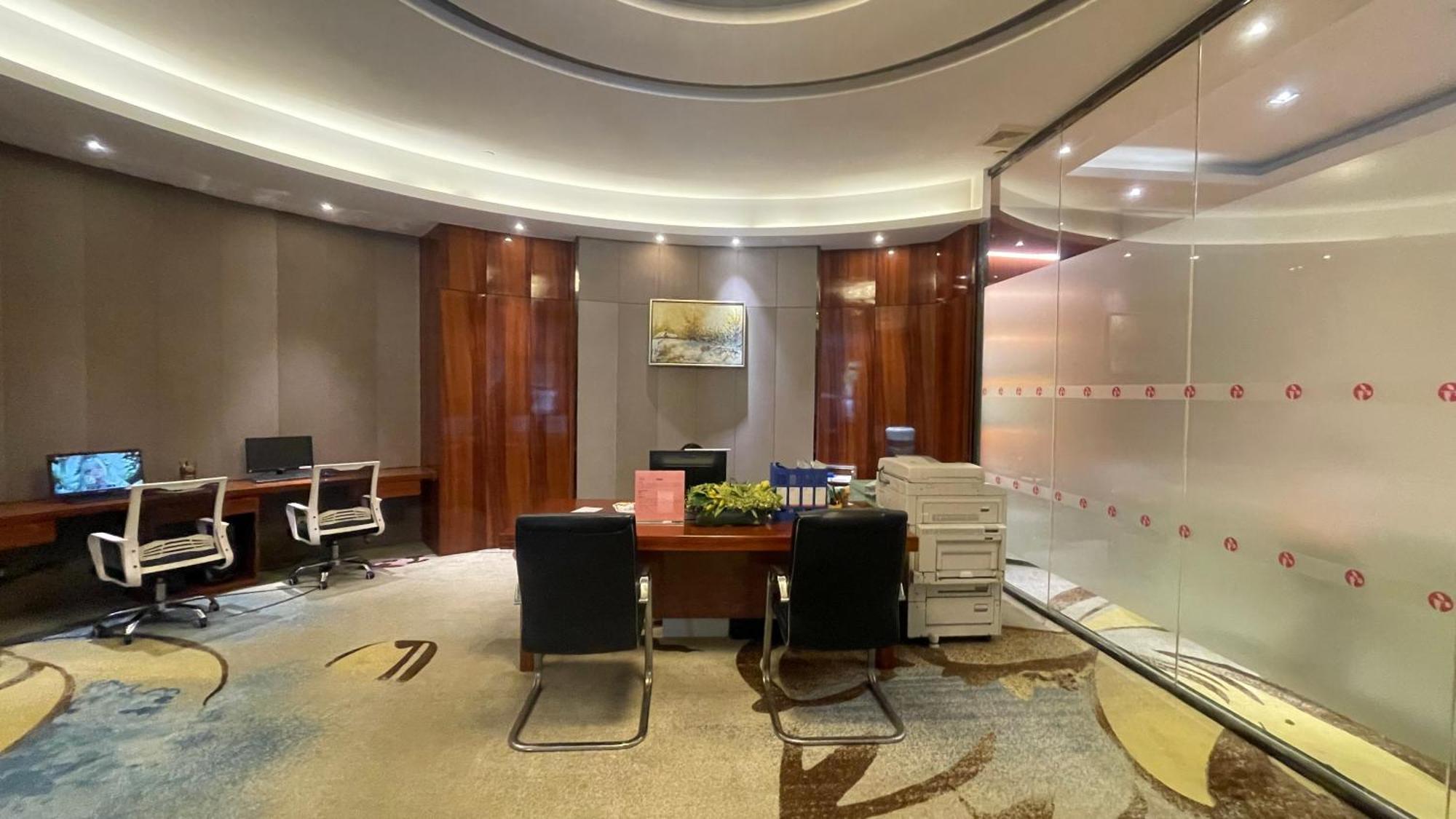 Ramada Foshan Hotel Exterior photo