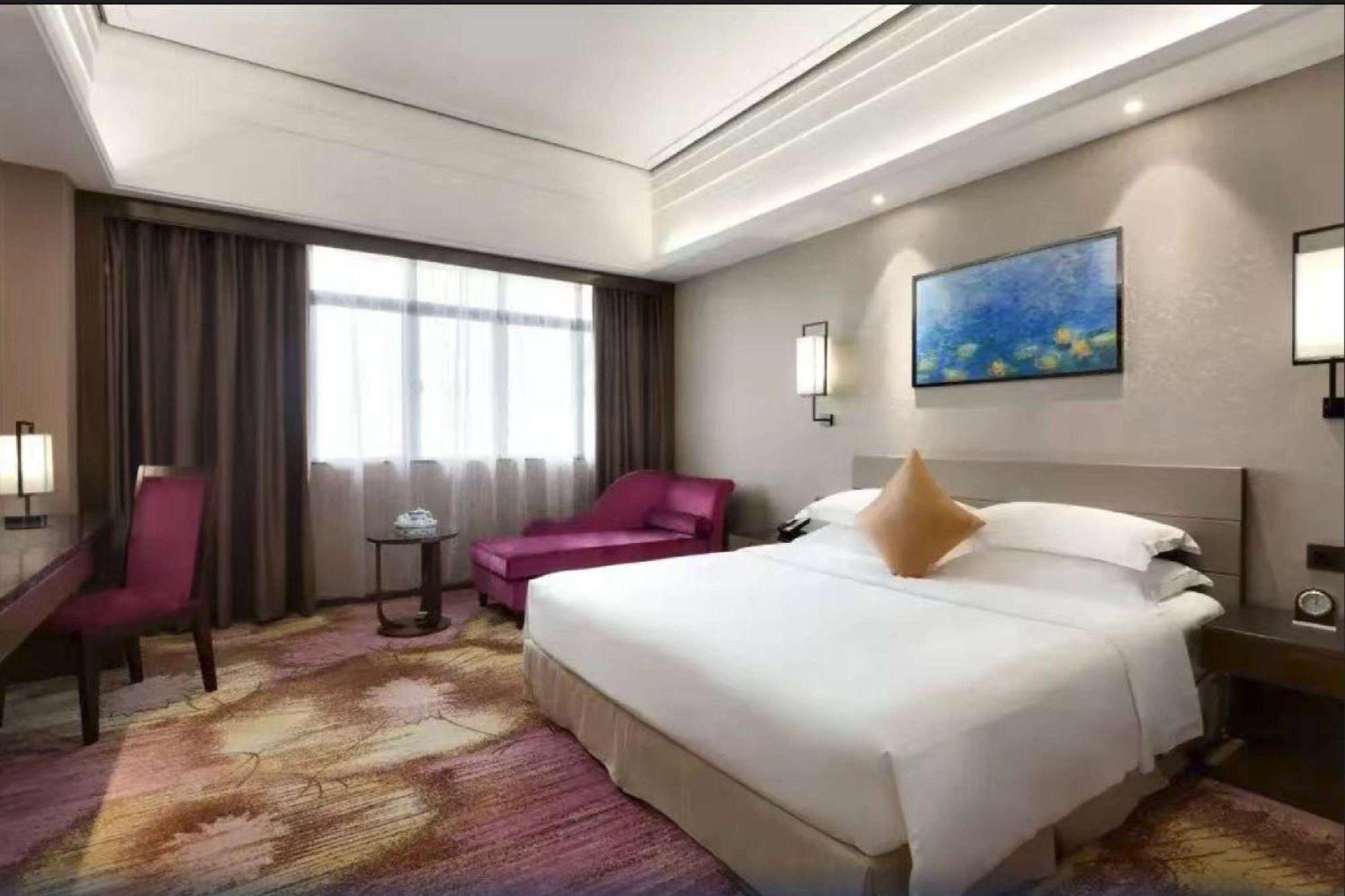 Ramada Foshan Hotel Exterior photo