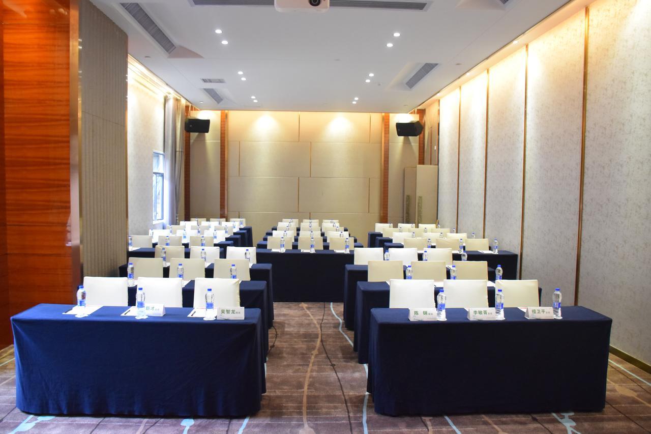 Ramada Foshan Hotel Exterior photo